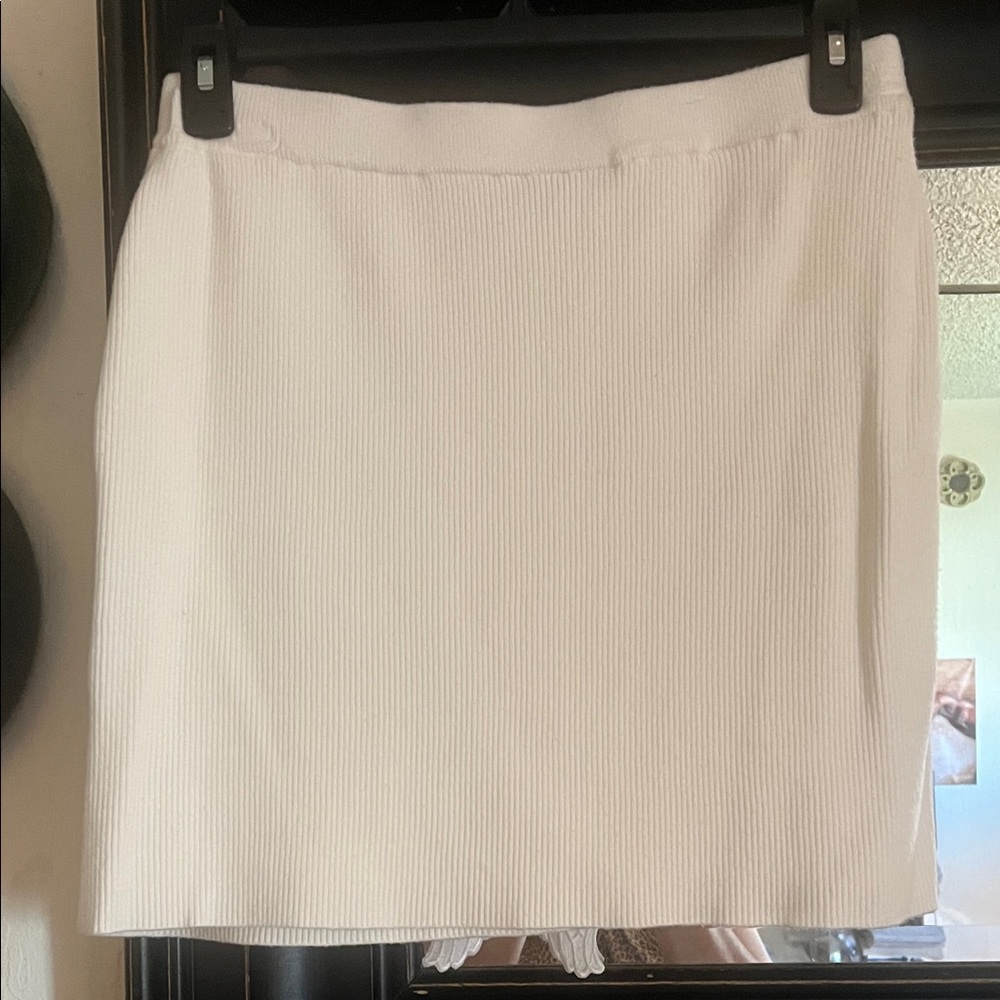 Bar III White Mini Sweater Skirt